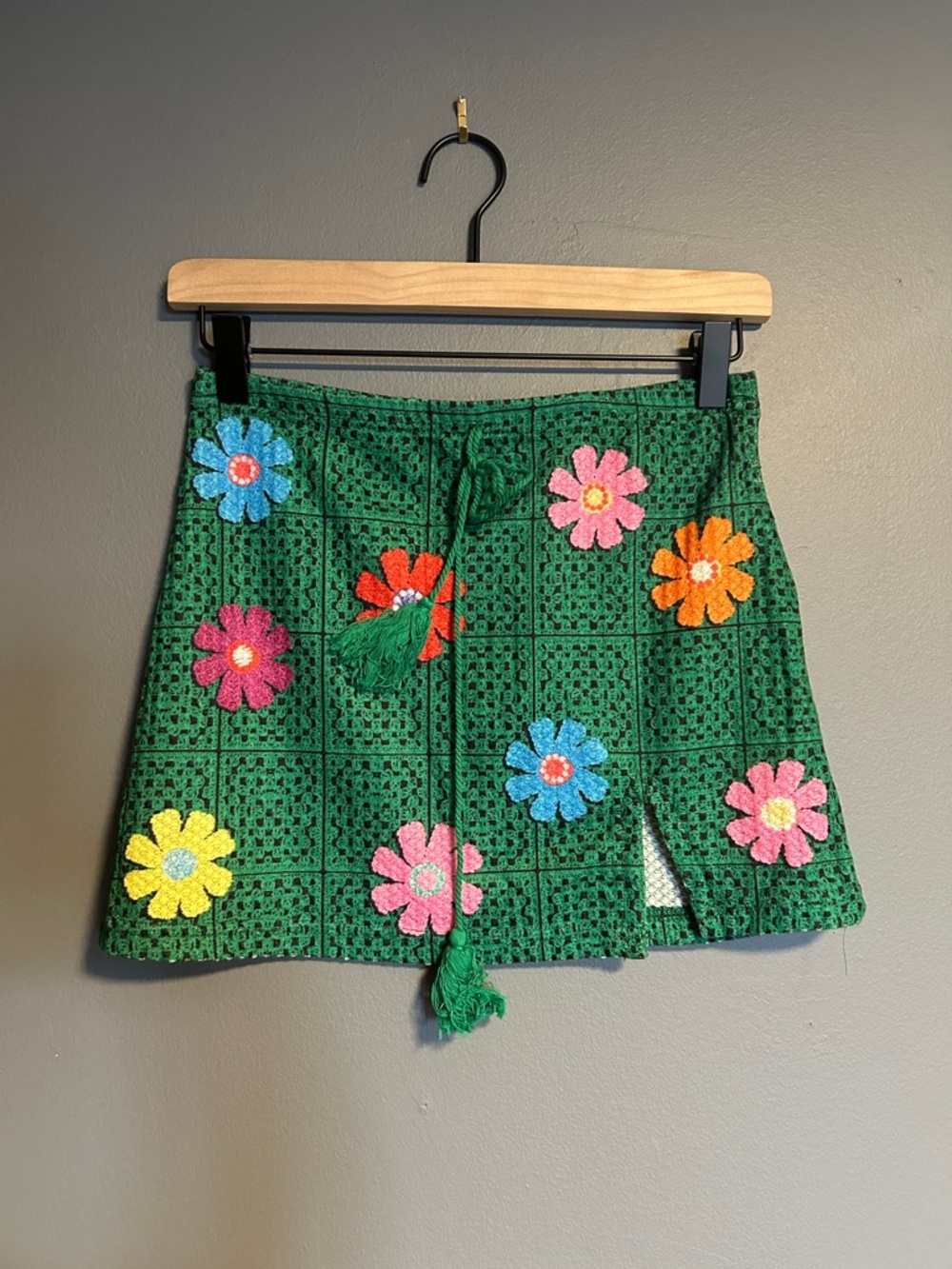 SHEIN NWT Floral Mini Skirt